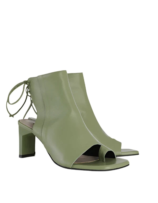 Yuul Yei Green Buckle Cutout Peep-Toe Pump Women's Heels