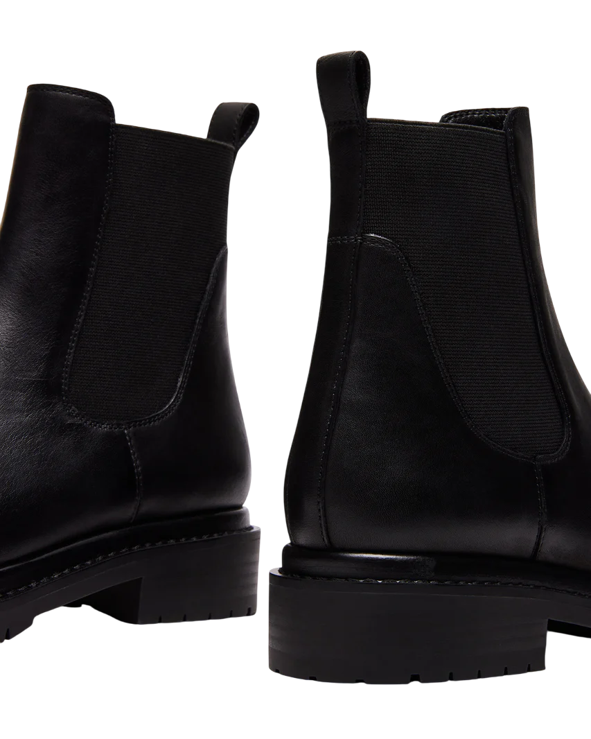 Steve Madden Lorali Black Leather Boots