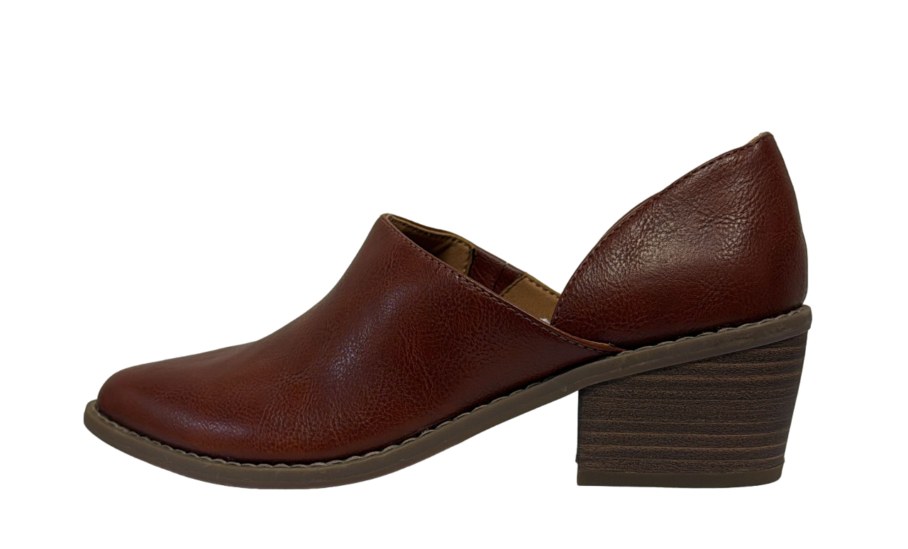 Universal Thread Slip-On Cognac Booties