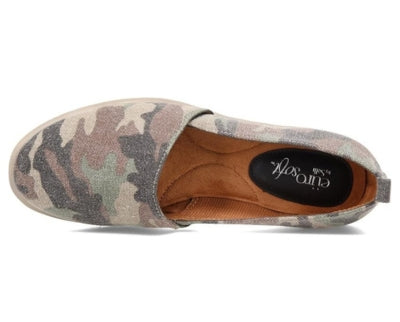 Women's Eurosoft Robyn Slip On by Sofft