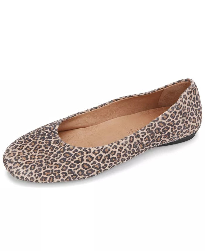 Lucky Brand Women's Shoes EMMIE Fabric Closed Toe Ballet Flats